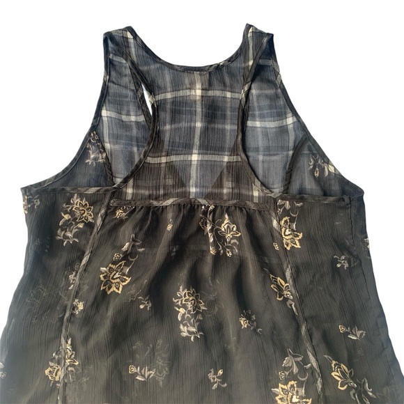 Converse Asymmetrical Floral and Plaid Tank Top - Picture 3 of 10